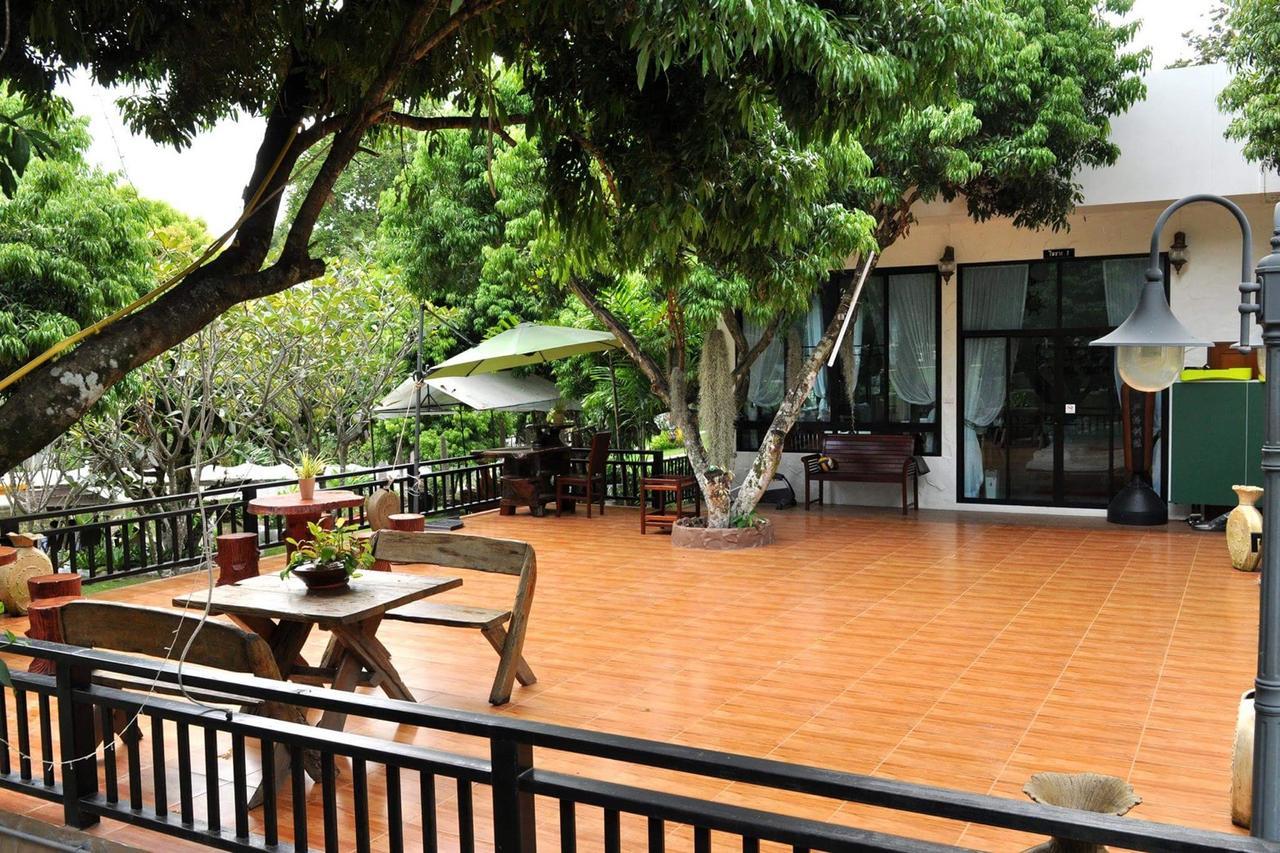Silver Garden Resort Suan Phueng Buitenkant foto