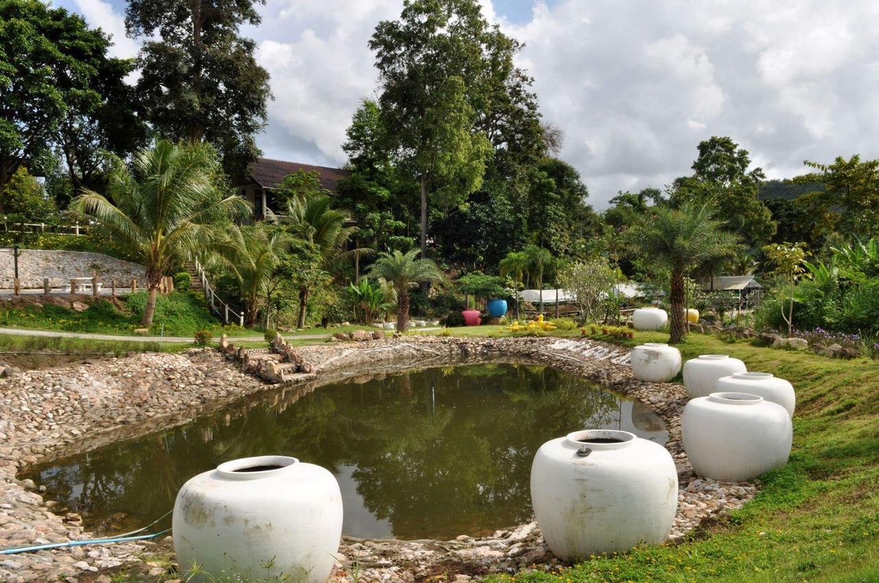 Silver Garden Resort Suan Phueng Buitenkant foto